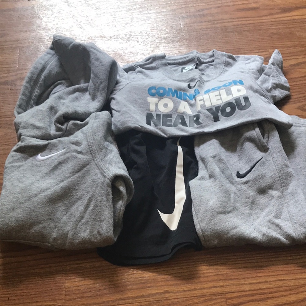 Nike Lot 3T